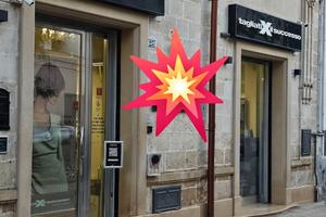 Locale grande nuovo accogliente