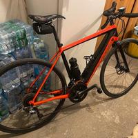 Bici da corsa assistita