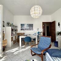 LUMINOSO BILOCALE IN CENTRO