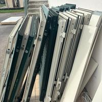 Finestre e persiane  (prezzo in descrizione)