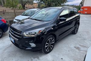 Ford Kuga 1.5 TDCI 120 CV S&S 2WD ST-Line