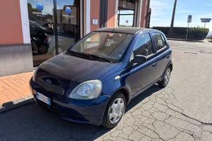 Toyota Yaris 1.3i 16V cat 5 porte Luna