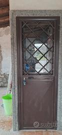 porta in ferro