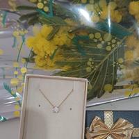 Collana con ciondolo punto luce Oro 