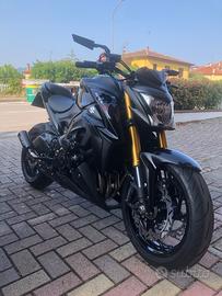 Suzuki gsx s 1000