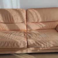 Divano arancione