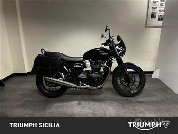TRIUMPH Street Twin 900