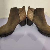 scarpa tronchetto marrone in pelle n. 40