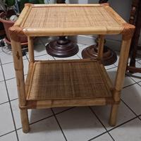 Tavolino in bambù 