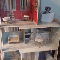 casa delle rainbow high