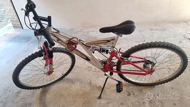 Mountain Bike Olimpica Decabon - Bi-ammortizza