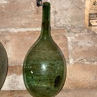 Esemplare raro di damigiane in vetro