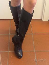Stivali Bata taglia 41