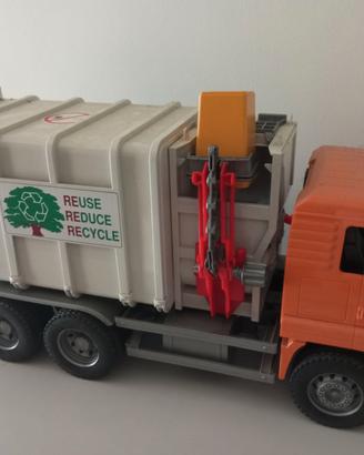 Bruder camion raccolta rifiuti MAN