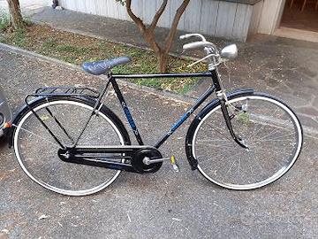 Bicicletta con freni a bacchetta