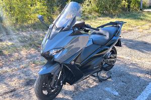 YAMAHA TMAX 560 TECH MAX 2021