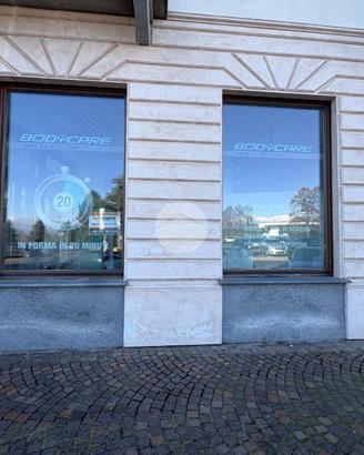 NEGOZIO A RIVAROLO CANAVESE