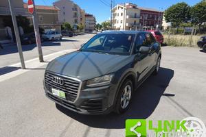 AUDI Q2 business s tronic