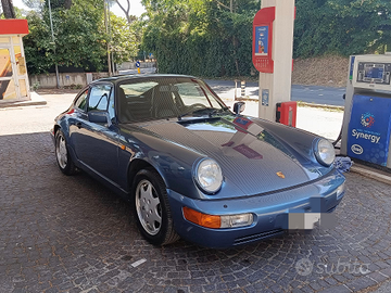 Porsche 911 Versione 964 Carrera 4