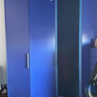 Armadio e letti per cameretta