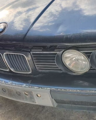 BMW serie 5 520i E34 206S1 per ricambi (2a)