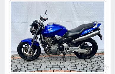 Honda hornet 900 fmi