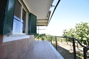 CASA INDIPENDENTE A POLLENA TROCCHIA
