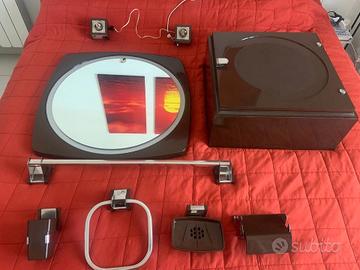 set arredo bagno space age Thema anni 70