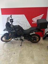 Voge Valico 900