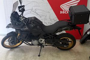 Voge Valico 900