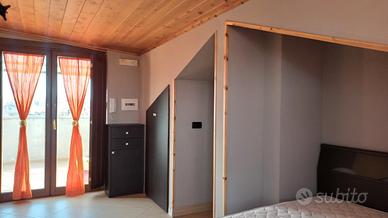 Appartamento arredato - Ambiente Unico con bagno