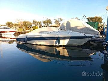 Motoscafo monterey 236 montura