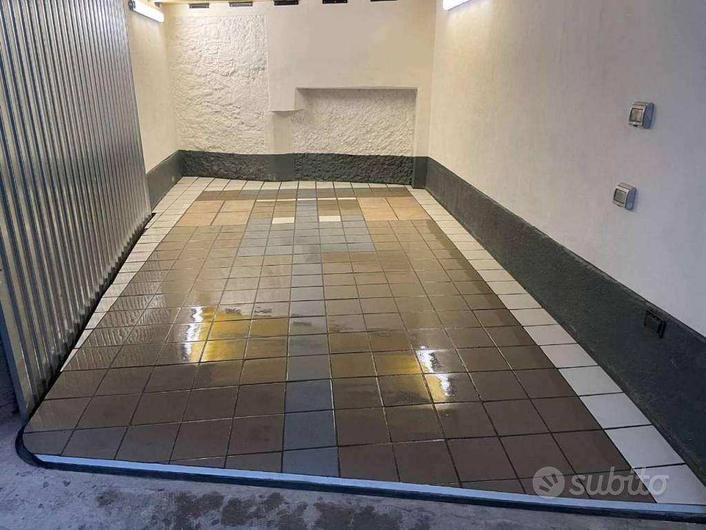 Apartment in Caprino Bergamasco, Piazza, Ombria - Altro