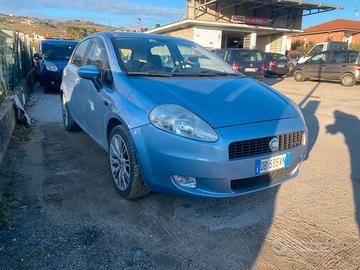 Fiat Grande Punto 1.3 75cv NEOPATENTATI