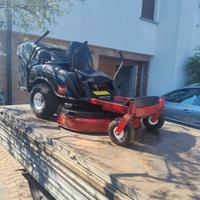 trattorino tagliaerba 