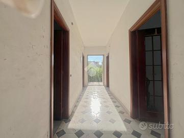 PORZIONE DI BIFAMILIARE A CASTEL VOLTURNO