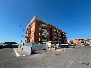 2 LOCALI A APRILIA