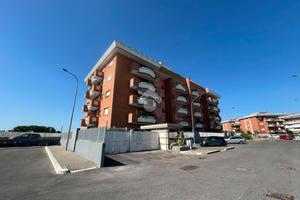 2 LOCALI A APRILIA