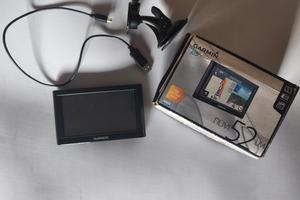 Navigatore Garmin Nuvi 52 LM