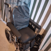 Sedia a rotelle professionale