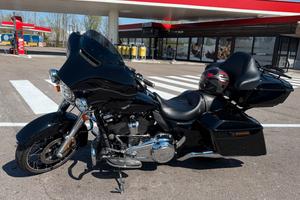 Harley Davidson Street Glide 2021 Special
