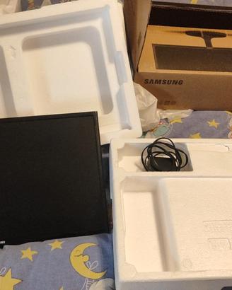 monitor samsung 24 pollici