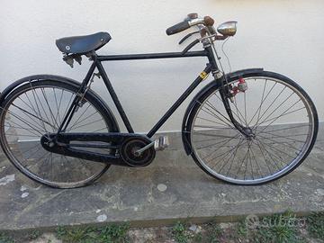 Bici Bianchi vintage con freni a bacchetta