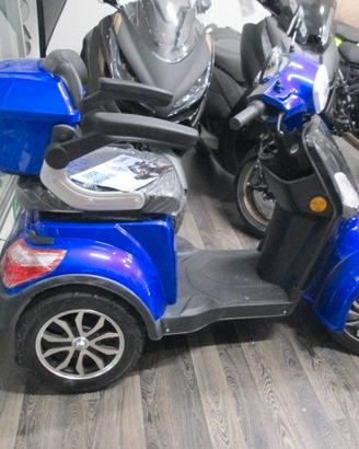 Quadricicolo per anziani e disabili