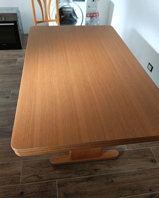 tavolo in legno 
