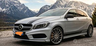 Classe A200 pacchetto AMG tettuccio benzina manual