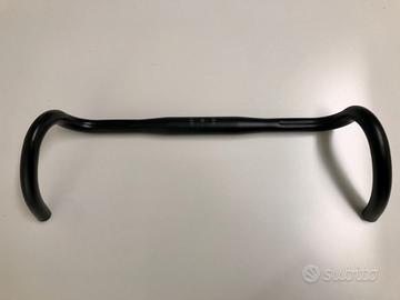 Manubrio gravel largo da 46cm - 31.8mm