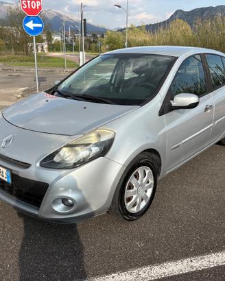Renault Clio 1.1 BENZ/GPL*2010*NAVIGATORE*GPL2030