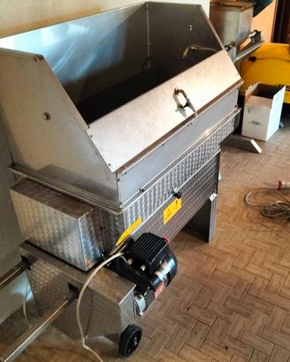 pigiatrice/diraspatrice inox vinificazione 220v