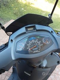 Scouter PEAUGEOT LXR 200